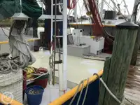 Navio de pesca de arrasto à venda