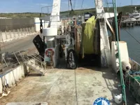 Navio de pesca de arrasto à venda