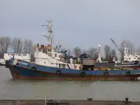 Rebocador à venda