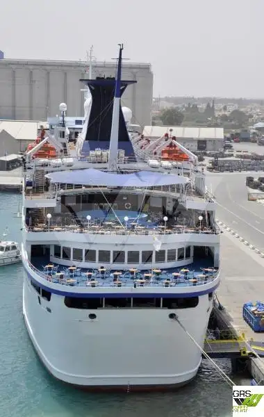 Navio de cruzeiro à venda