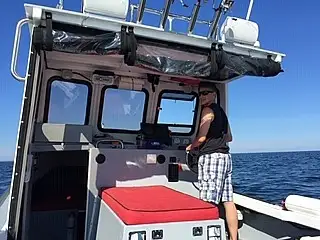 Navio de processamento de peixe à venda
