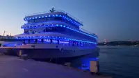 Navio de passageiros à venda