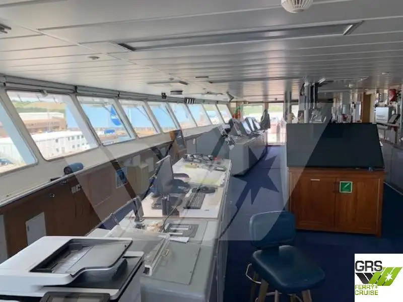 Navio de cruzeiro à venda