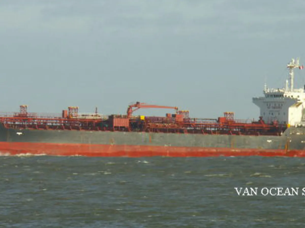 Navio-tanque de óleo/produtos químicos à venda