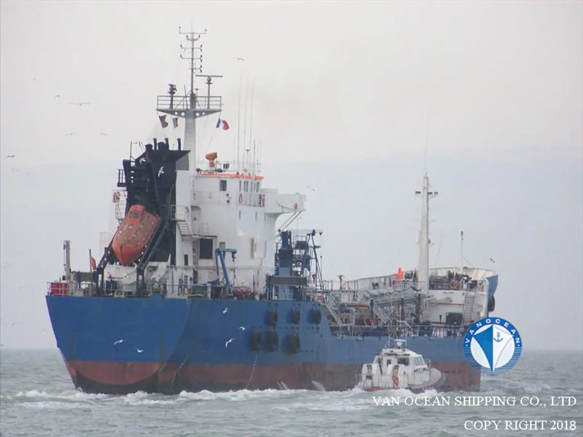 Navio-tanque de óleo/produtos químicos à venda