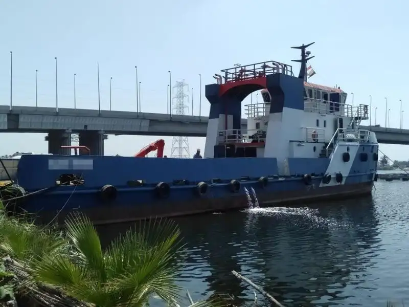 Navio de abastecimento à venda