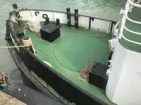 Rebocador à venda
