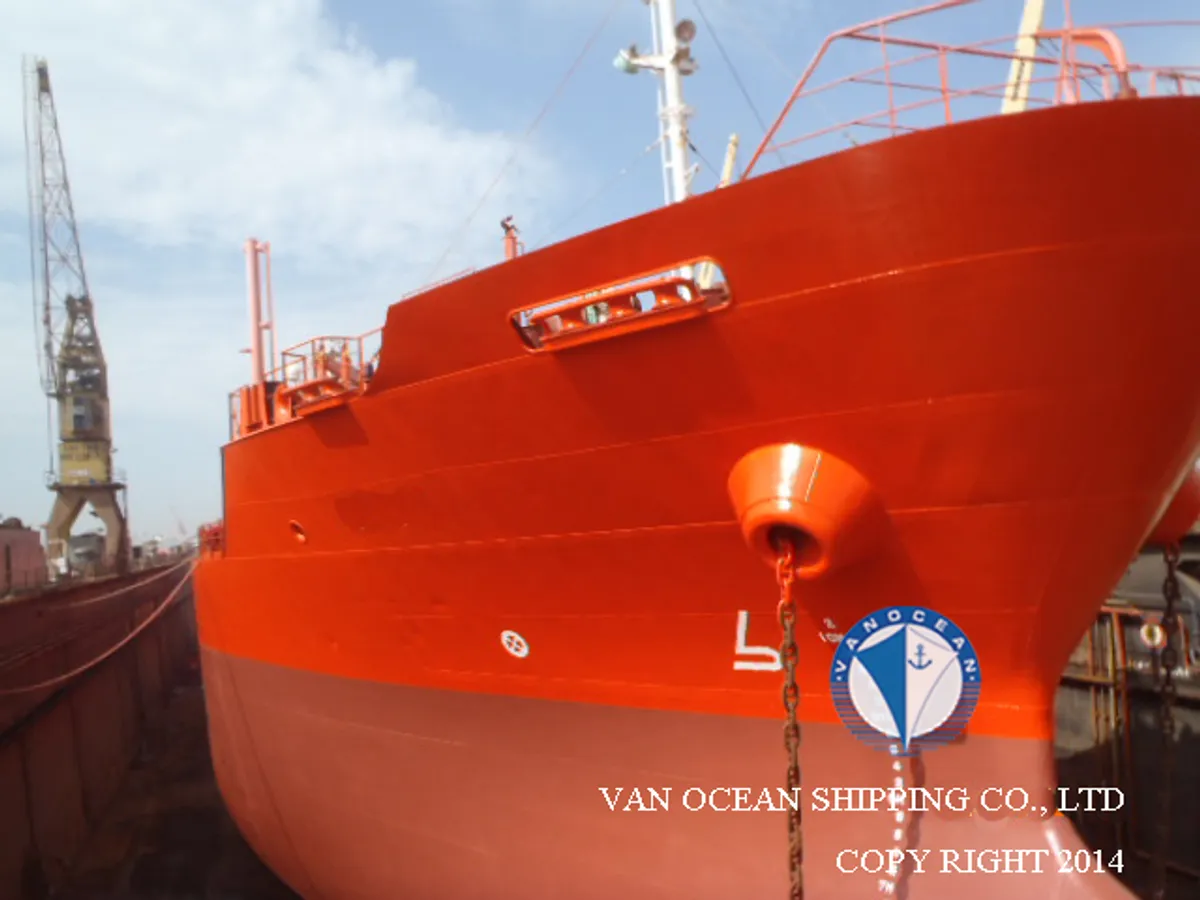 Navio-tanque de óleo/produtos químicos à venda