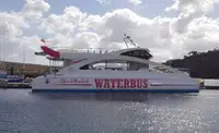 Catamarã à venda