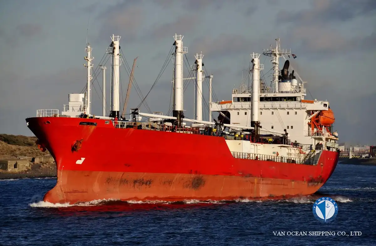 Navio frigorífico à venda