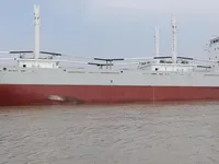 Navio frigorífico à venda