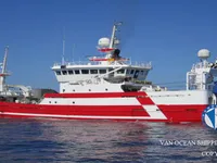 Navio de pesca de arrasto à venda