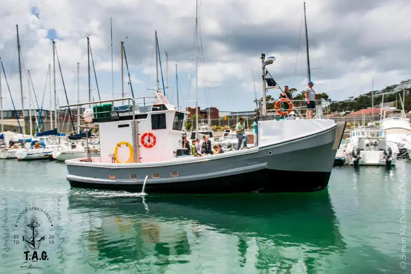 Navio de pesca de arrasto à venda