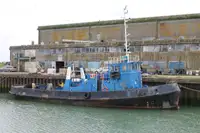 Rebocador à venda