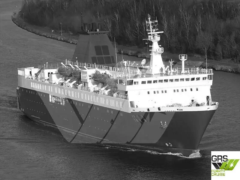 Navio de transporte de passageiros (Ferry) à venda