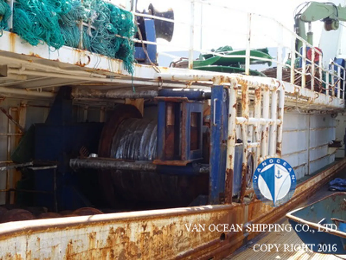 Navio de pesca de arrasto à venda