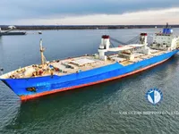 Navio frigorífico à venda