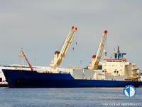 Navio frigorífico à venda