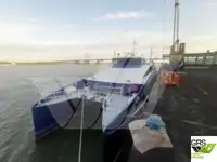 Navio de passageiros à venda