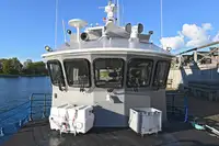 Barco de tripulação à venda