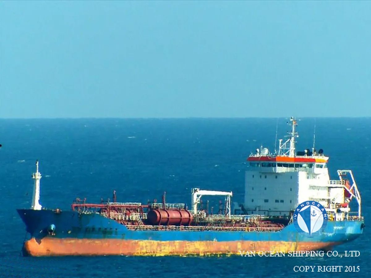 Navio-tanque de óleo/produtos químicos à venda