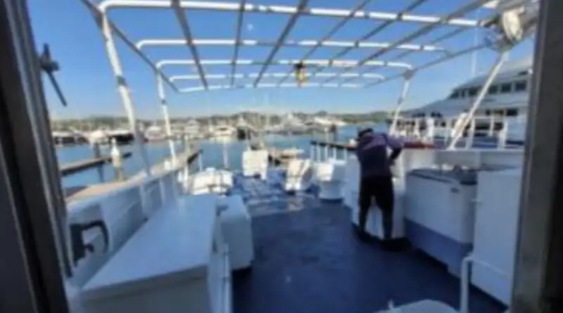 Navio de patrulha à venda