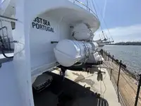 Catamarã à venda