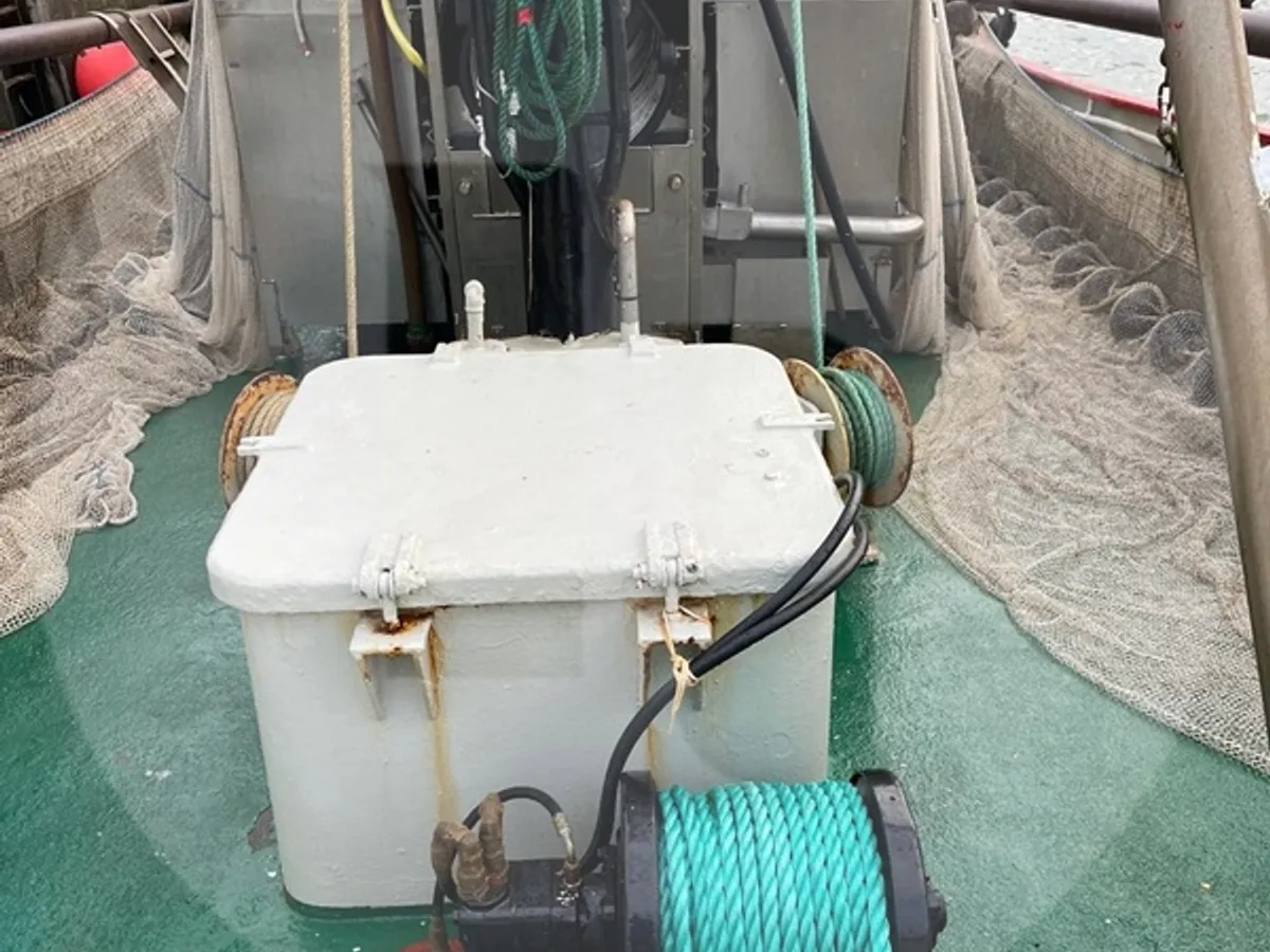 Navio de pesca de arrasto de rede de fundo à venda