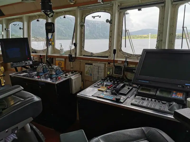 Navio graneleiro à venda