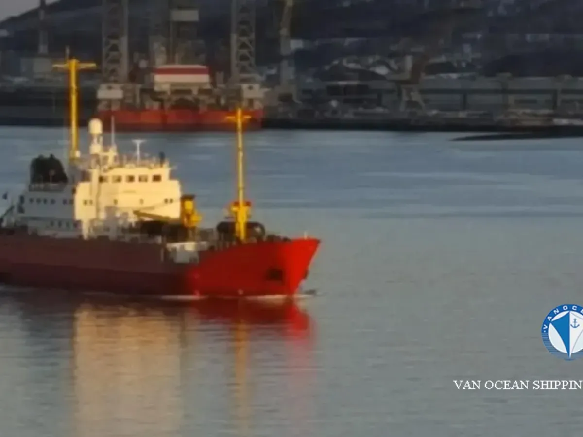 Navio frigorífico à venda