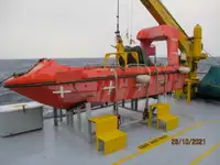 Navio frigorífico à venda