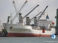 Navio frigorífico à venda