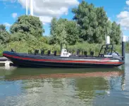 Navio porta-contêineres à venda