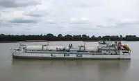 Navio transportador de GNL à venda