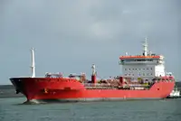 Oil/Chemical tanker à venda