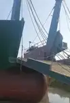 Barcaça à venda