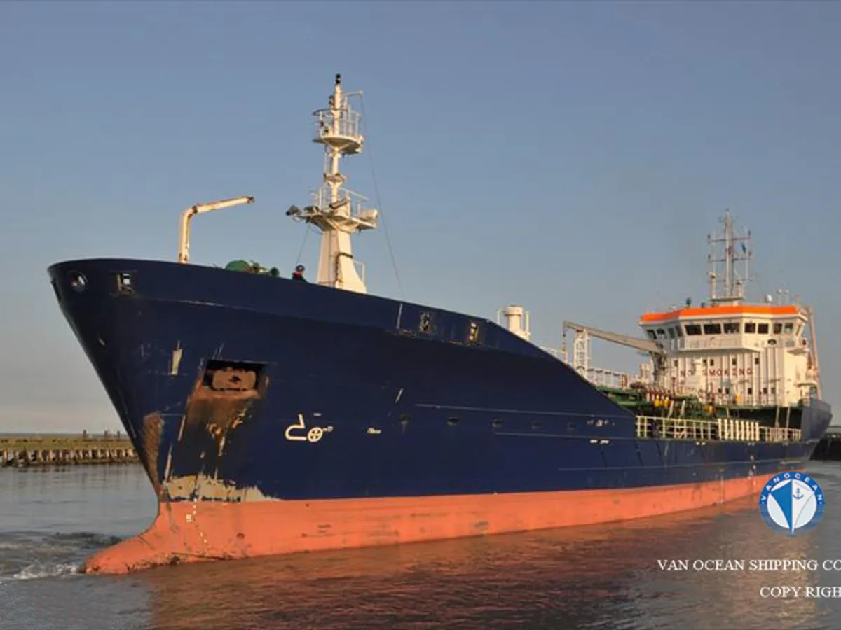 Navio-tanque de óleo/produtos químicos à venda