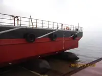 Barcaça à venda