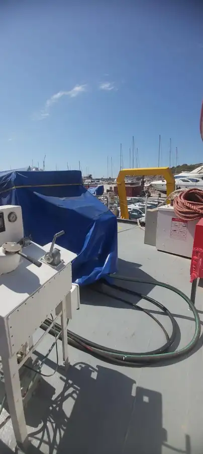 Navio de pesquisa à venda