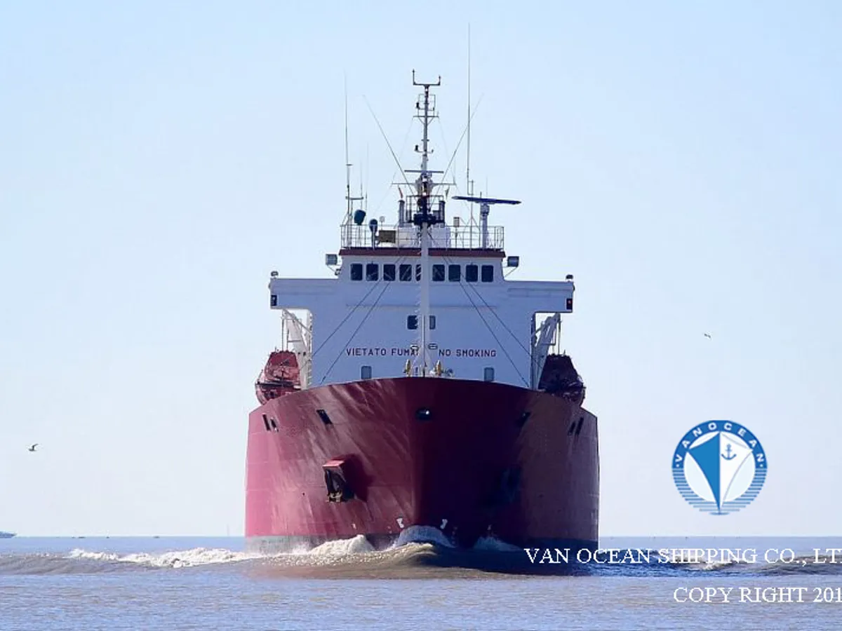 Navio-tanque de óleo/produtos químicos à venda