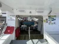 Catamarã à venda