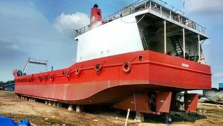 Balsa de desembarque, tanque à venda
