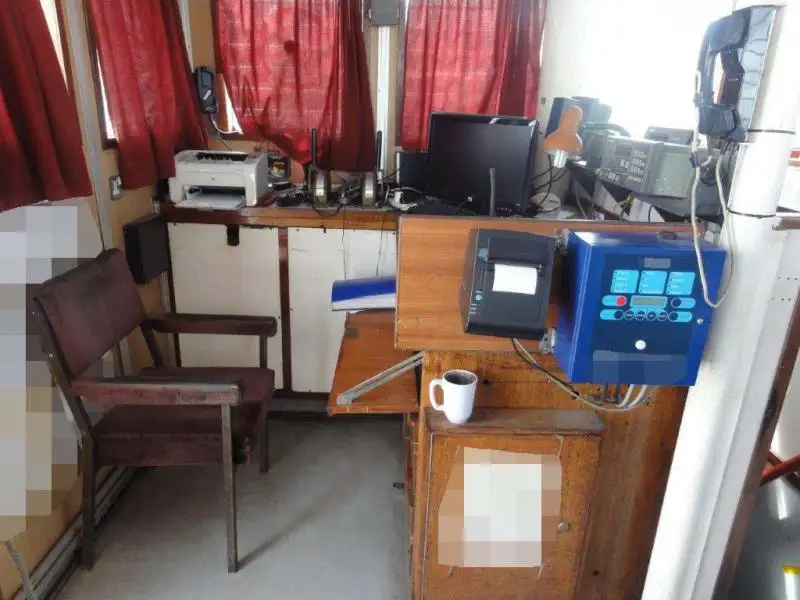 Rebocador à venda