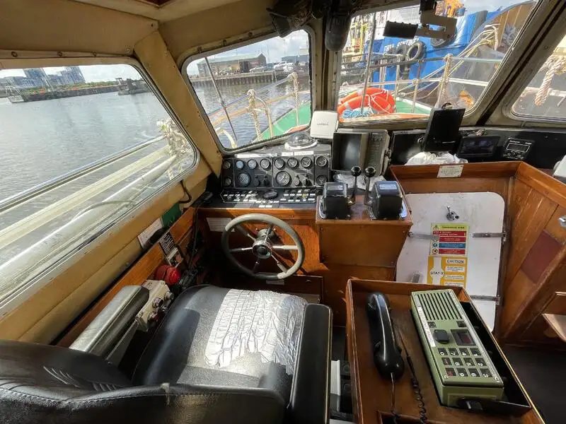 Barco piloto à venda