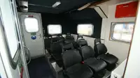 Barco de tripulação à venda