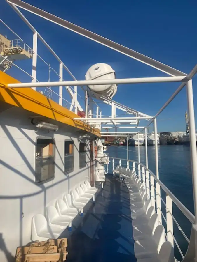 Navio de transporte de passageiros (Ferry) à venda