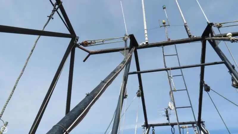 Navio de pesca de arrasto à venda