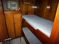 Rebocador à venda