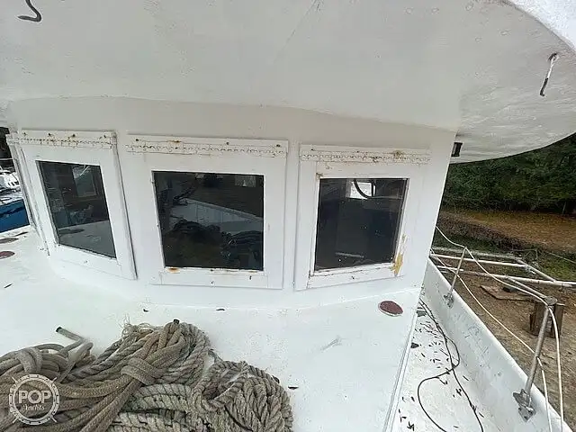 Navio de pesca de arrasto à venda