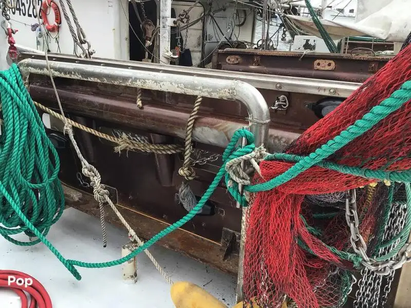 Navio de pesca de arrasto à venda